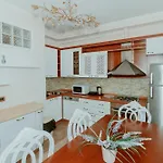 Panoramic Center Apartment