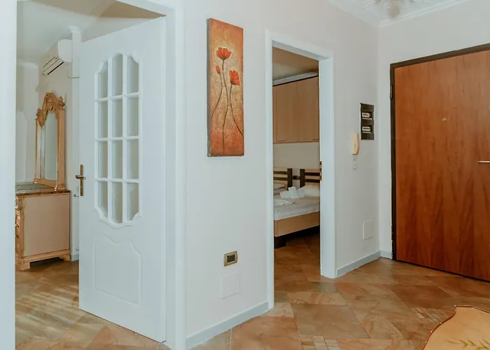 Panoramic Center アパート